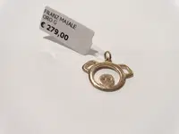 (Lotto n.1839) un ciondolo in oro giallo 18 kt a forma...