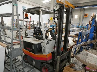 Lotto 3) Muletto OM elettrico 