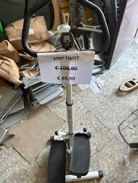 Everfit Step Twist bianca, bene già montato, senza scatola.