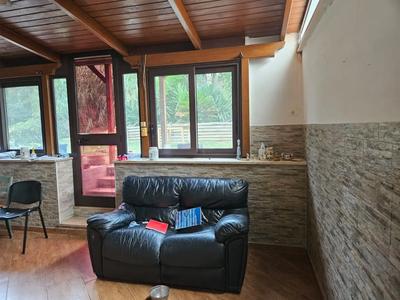 Piena proprietà di Appartamento al piano primo (dotato di una piccola area...