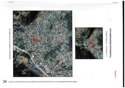 Appartamento al primo piano composto da soggiorno, studio, tinello, cucina, due camere, bagno, disimpegno con annessa cantina, ripostiglio servizio al piano seminterrato e terreno pertinenziale