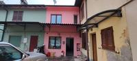 Piena proprietà per l'intero di appartamento di circa...