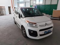 Autocarri autovetture e carrelli elevatoriPer visionare...