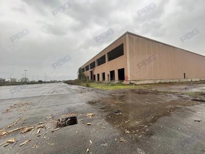 Immobile industriale e Terreni  siti in Via delle...