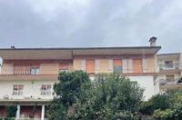 Appartamento al piano primo seminterrato, di mq. 106,00...