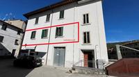 appartamento cat. A/3 compreso in edificio di 3 piani e...