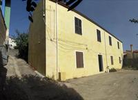 Fabbricato civile ubicato a Burgos (SS) ­ via Traversa...
