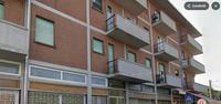 appartamento posto al 2° piano con ascensore composto da...