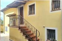Abitazione con pertinenze a Spoleto (PG), frazione...