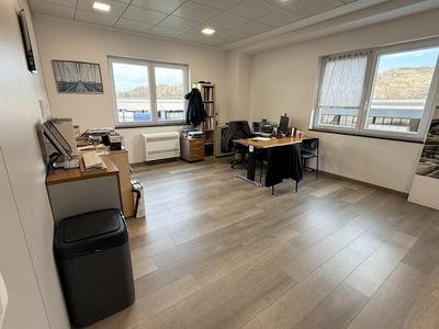 ARREDI ED ATTREZZATURE UFFICI, MATERIALI VARI UTILIZZATI IN AMBITO EDILE
