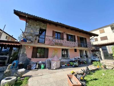 Fabbricato residenziale unifamiliare della superficie commerciale di 135,78, in Tolmezzo via Bandiera 6/a, frax. Codunea