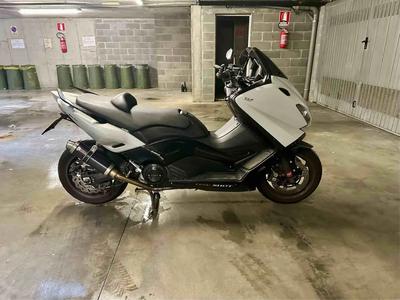 Motociclo Yamaha T-MAX 500Per visionare la...