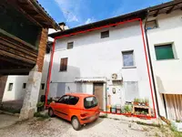 Abitazione in linea con box singolo e deposito, in...