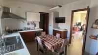 BENE n.1: Piena ed intera proprietà di un appartamento ubicato al piano 1 di un edificio condominiale sito in Alcamo (TP), Via Don G. Giardina Salesiano n.3; in catasto al f.40 p.lla 915 sub.23, classe energetica D, occupato dal proprietario e BENE n.2: Piena ed intera proprietà di un Box auto, ubicato al piano seminterrato del medesimo edificio di cui sopra con ingresso carrabile in via Don E. Russo Salesiano n.2, identificato in catasto al f. 40 p.lla 915 sub.29,  libero.