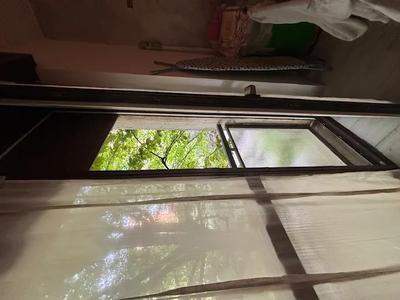 Appartamento piano 1, scala B, doppia esposizione, da tre locali + cucina con balcone, bagno, ripostiglio e cantina, piano -1