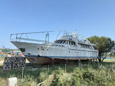 Motor Yacht "White Horse" - Cantieri Navali Fratelli Benetti 1972 - vendita telematica sulla piattaforma www.gobid.it n.33500