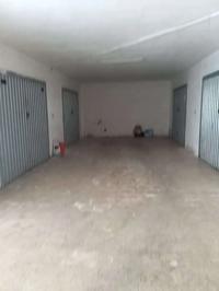 Garage, ubicato al piano seminterrato, scala B, facente...