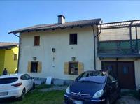 appartamento cosi composto; al piano terreno...
