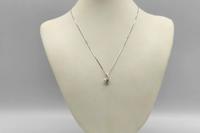 Collana in oro bianco con billante (lotto 402)