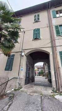 Piena proprietà per la quota di 1/1 dei seguenti...