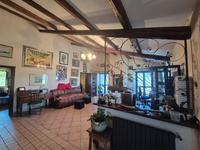 BENE 2: Locale artigianale; BENE 8: Appartamento.