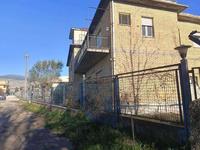 *Piena ed intera proprietà delle unità immobiliari...