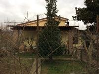Villetta con giardino