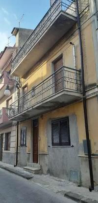 immobile destinato a civile abitazione superficie...