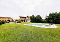 Villa singola con piscina della superficie commerciale...
