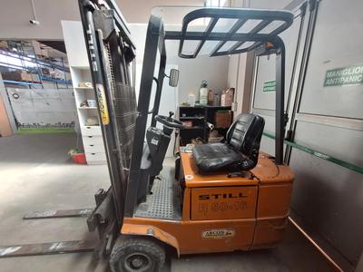 Ponteggi, materiale edile e Autocarro Renault KangooVendita di beni provenienti dalla Liquidazione Giudiziale n.18/2026 del Tribunale di Pistoia.Per visionare la documentazione disponibile, si invitano le parti interessate a visitare la pagina dell'asta sul portale www.industrialdiscount.it - codice asta 10169