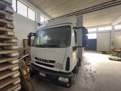 Autocarro Iveco EurocagoPer visionare la documentazione...