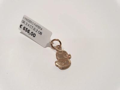(Lotto n.1841) un ciondolo in oro giallo 18 kt a forma di papera con...