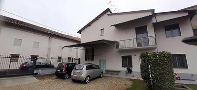 Quote di unità residenziale e terreni siti nel Comune di Trovo (PV) – Via XXV Aprile n. 13