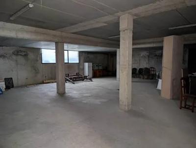 Magazzino della superficie commerciale di 166,00 mq per la quota di 1/1 di piena proprietà ( DATO OSCURATO ). Trattasi di magazzino posto a piano interrato di un più ampio complesso immobiliare ubi...
