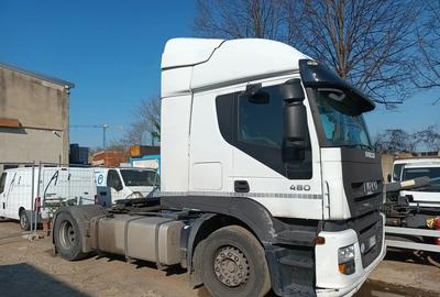 LOTTO 5 - Trattore Stradale Iveco Stralis AT440 S42T/P, targato FH 877 WX  IL TRIBUNALE DI MONZA NON HA CONFERITO ALCUN INCARICO AD ALCUNA AGENZIA IMMOBILIARE PER LE INFORMAZIONI E L'ASSISTENZA ALLA PARTECIPAZIONE ALL'ASTA DEI BENI IMMOBILI E’ POSSIBILE RIVOLGERSI AL POLO INFORMATIVO ISTITUZIONALE DELLE VENDITE GIUDIZIARIE PRESSO L’I.V.G. DI MONZA
