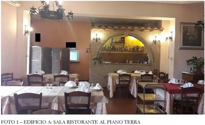 Ristorante e locali annessi.