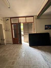 Unico lotto formato da due immobili: A) appartamento...