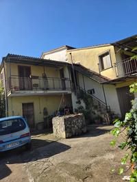 Appartamento ubicato in Castroielo (FR) – Via Campo...