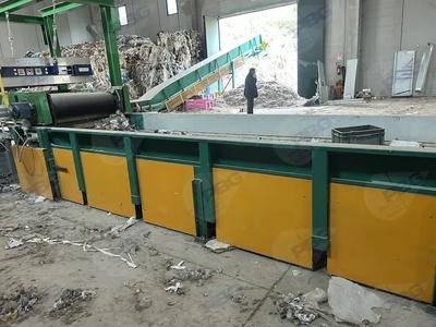 Nastro motorizzato Sageti Mt 6 x 1,2 con cestello in carpenteria