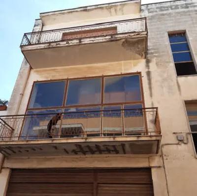 Laboratorio artigianale a Copertino (Le) via Nazario Sauro n. 11, della...