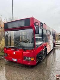 Piena proprietà del veicolo Bredamenainibus, modello M...
