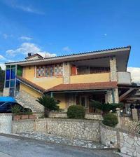 Piena proprietà (1/1) di appartamento al piano terra di...