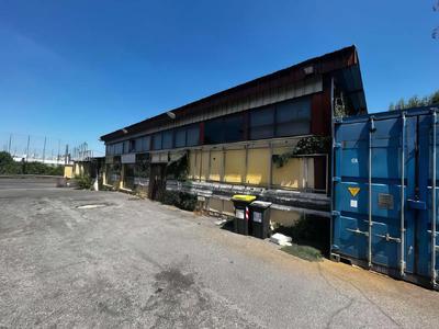 RACCOLTA OFFERTE - Immobile commerciale in asta a Roma, Località Finocchio,...