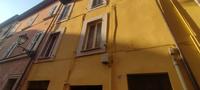 Piena proprietà per la quota di 1/1 di Abitazione di...