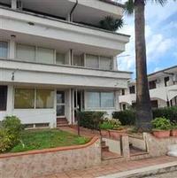 Villetta a schiera laterale, situata presso il complesso...