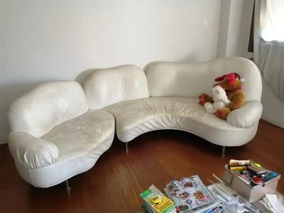 Divano angolare e n. 02 poltrone