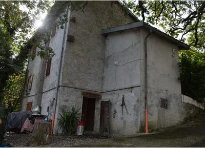 PIENA ED ESCLUSIVA PROPRIETA' DI COMPLESSO IMMOBILIARE...