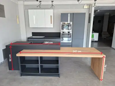 Cucina componibile lineare marca GICINQUE modello DESIGN XL