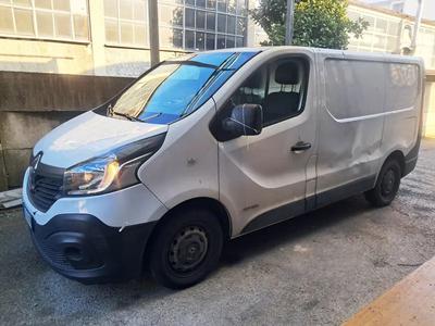 Lotto 3: Autocarro Renault Trafic tg. FK084ZA, anno 2017