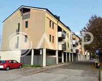 Lotto 1 - piena proprietà di unità immobiliare ad uso...